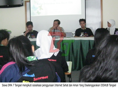 011 - Antisipasi Pengaruh Buruk Dari Internet, Dishub Tangsel Sosialisasikan Penggunaan Internet Sehat Dan Aman
