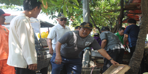 Penertiban PKL Yang Dilakukan Oleh Kecamatan Karang Tengah Dalam Rangka Menyambut ADIPURA (Foto: Bumi)