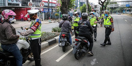 Polres Metro Komisaris l Mbarep Susilo telah mengatakan bahwa Operasi ini sudah dilaksanakan selama tiga hari dan sudah menindak 158 pelanggar lalu lintas.